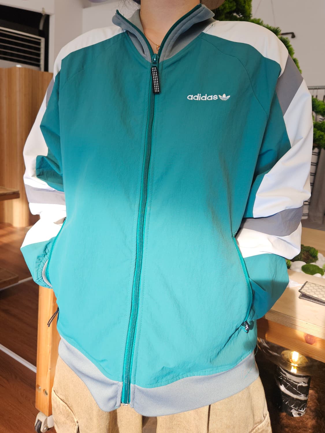 아디다스 바람막이 상품이미지3