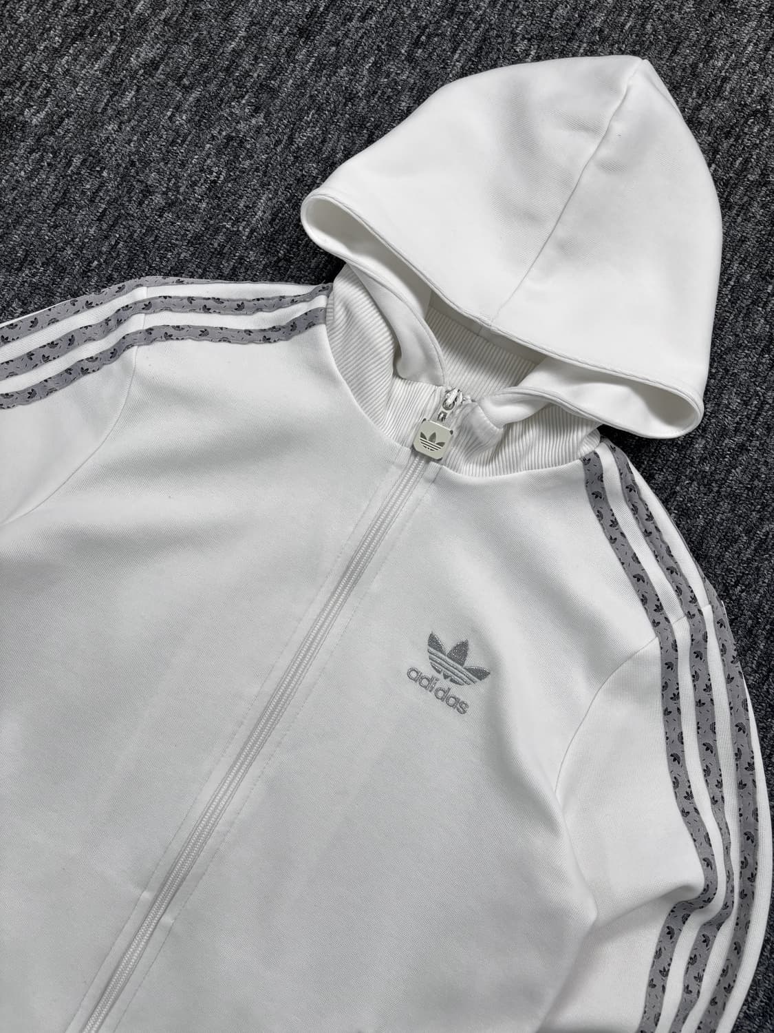 아디다스 화이트 실버 후드 져지 상품이미지4