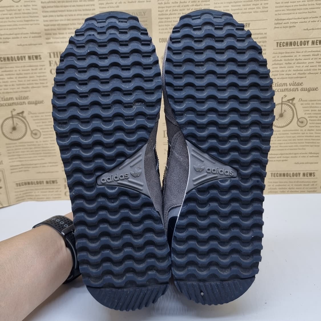 아디다스 ZX750 여성운동화235 상품이미지3