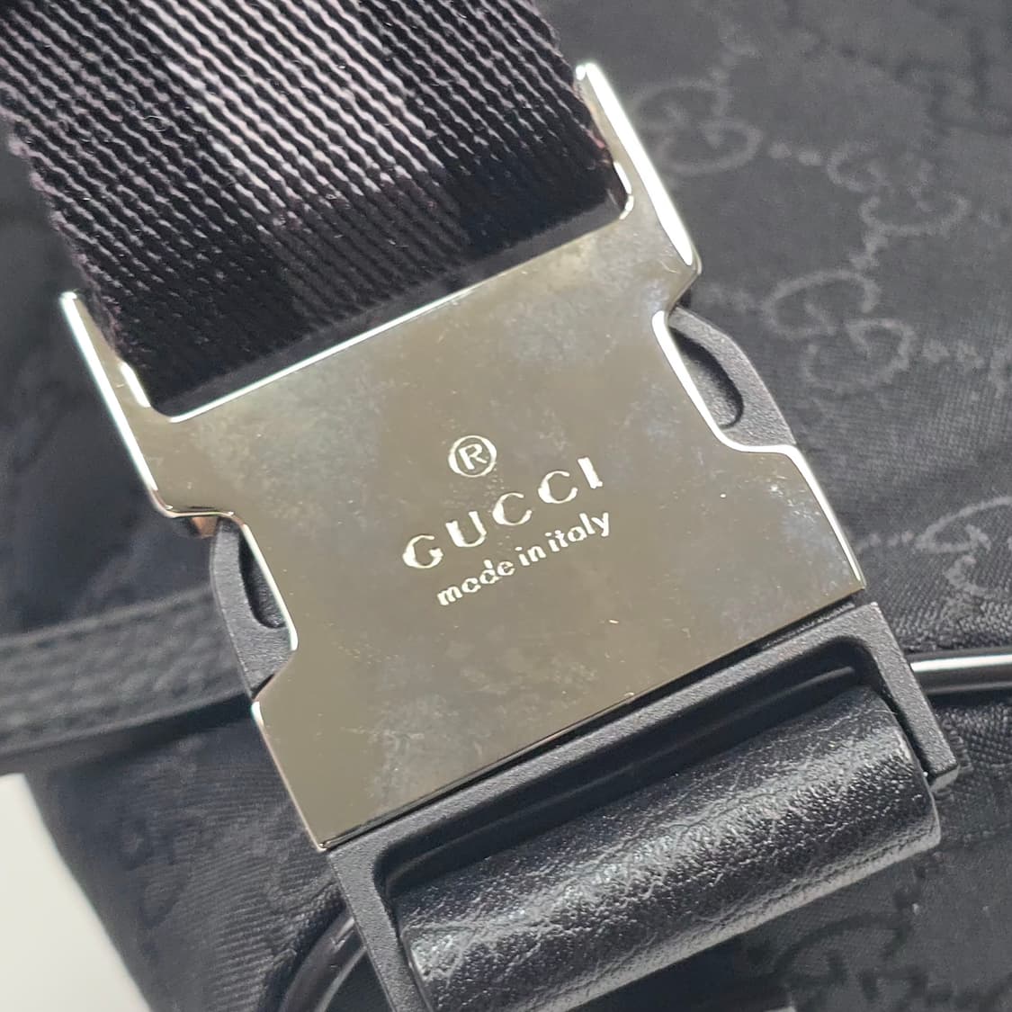 구찌 GG 패브릭 바이커 힙색 벨트백 상품이미지9