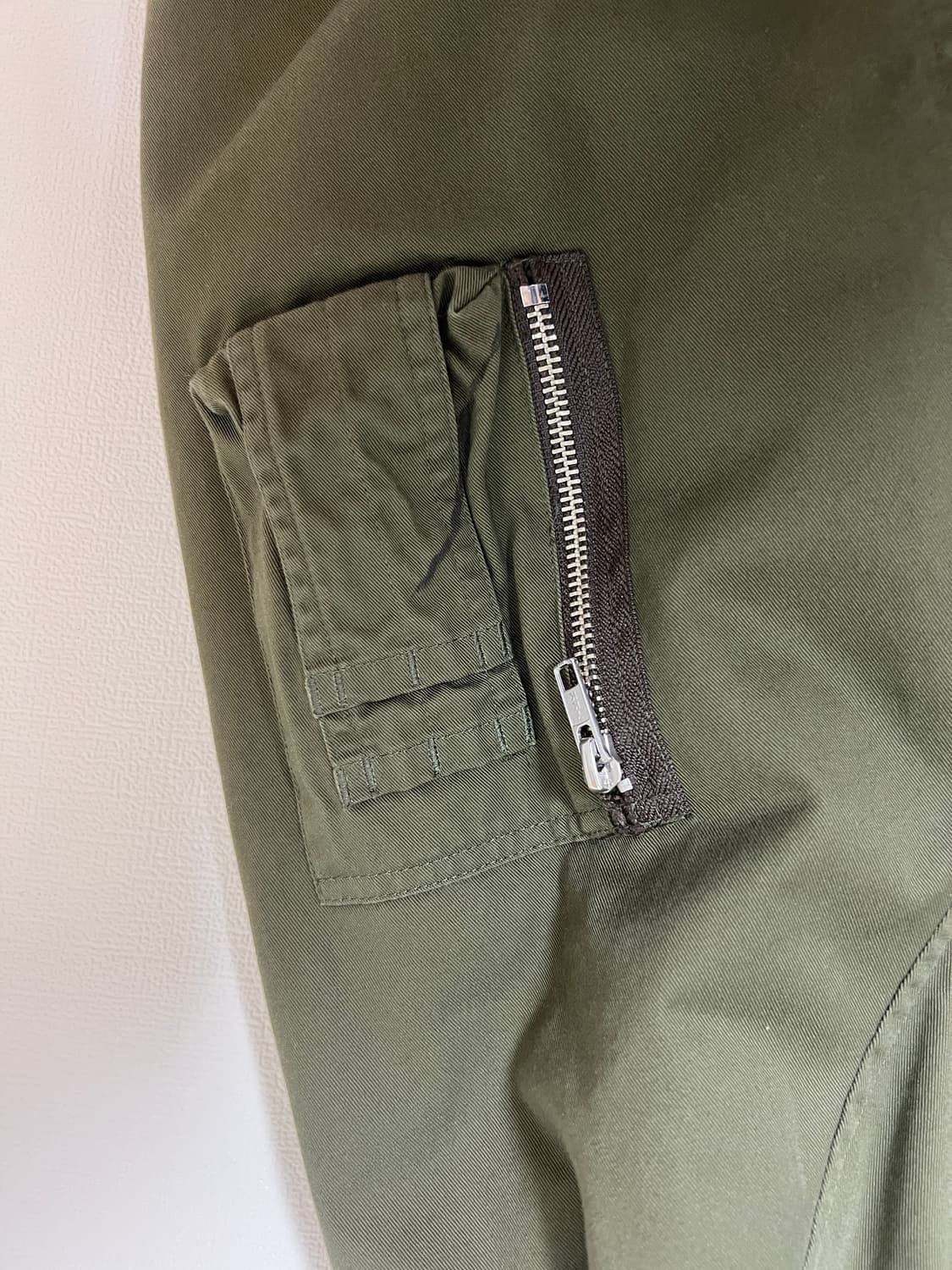 아워셀브스 ma-1 올리브 자켓  상품이미지2