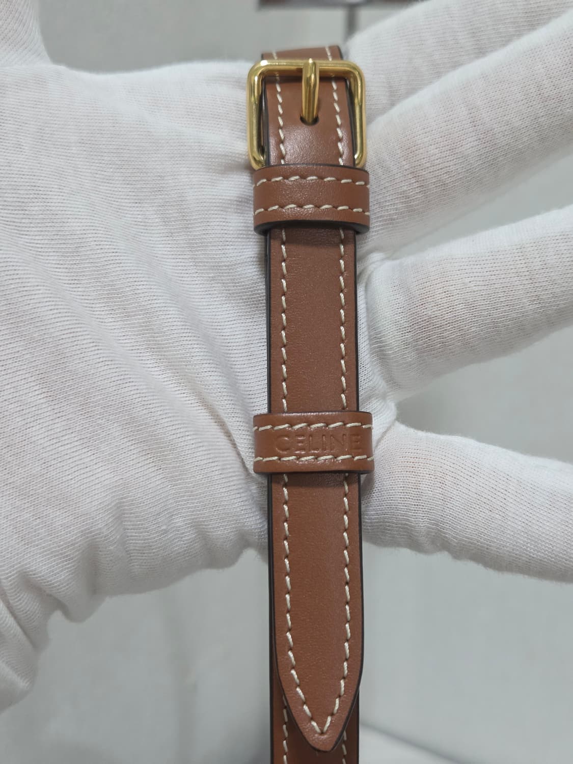 [새상품급] 셀린느 트리옹프 클로드 숄더백 Black Tan 상품이미지4