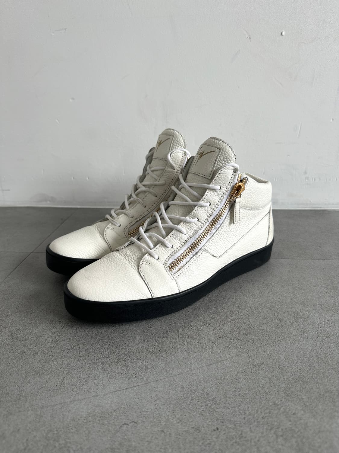 쥬세페자노티 오피움 사이드지퍼 레더 하이탑 상품이미지4