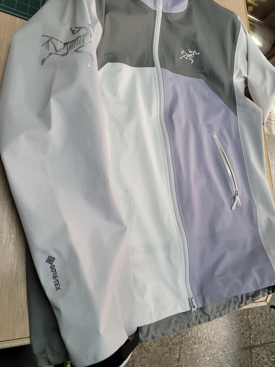 (W) 아크테릭스 x 빔즈 베타 자켓 트랭퀼 상품이미지3