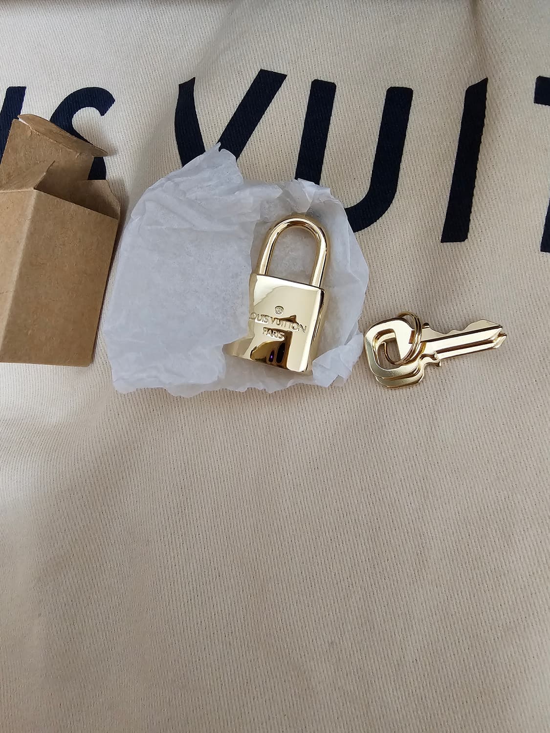 루이비통 리버스 자이언트 모노그램 키폴45 25Fw (새상품) 상품이미지10