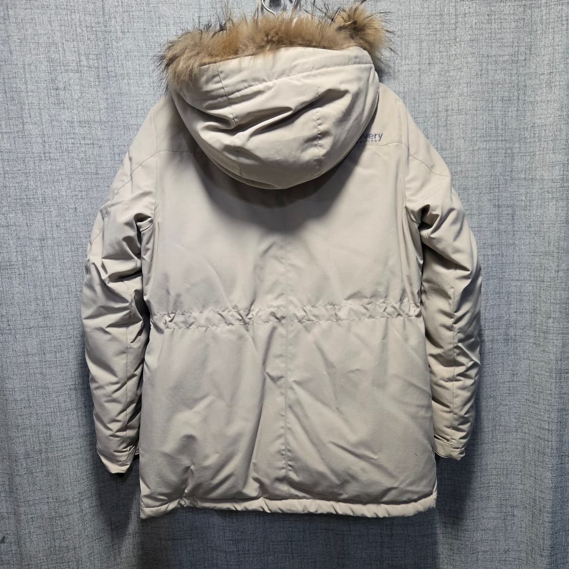 디스커버리 익스페디션  여성 마운틴쿡 구스다운 너구리털 패딩  상품이미지2