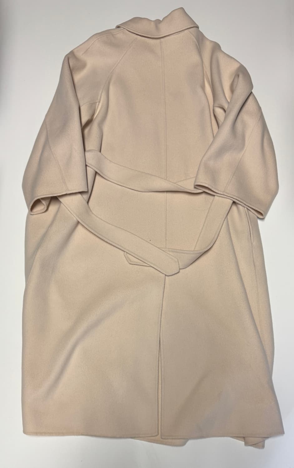 여성 블루민 Blumin 핸드메이드 캐시미어 혼방 벨티드 코트 상품이미지2