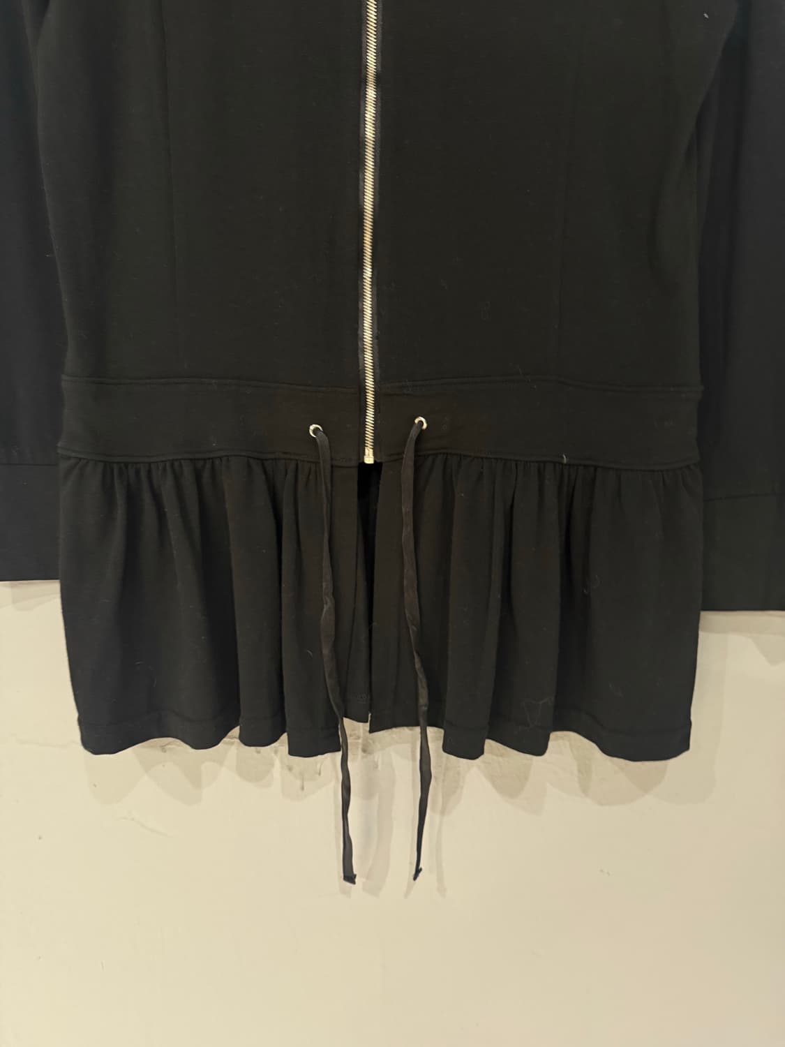 frill detail high-neck zip-up 상품이미지7