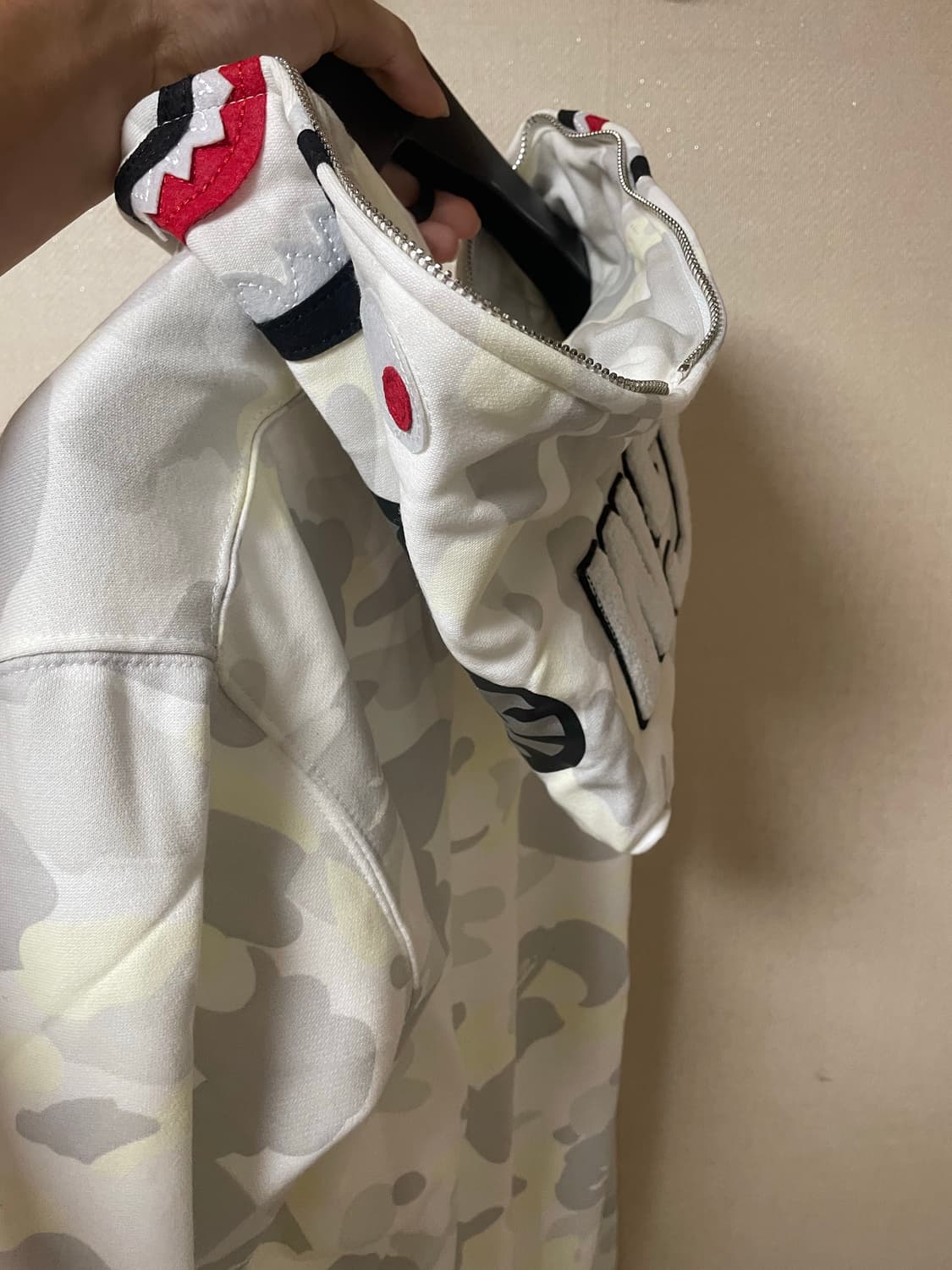 베이프 샤크  후드집업 xl 두 번 착용 상품이미지7