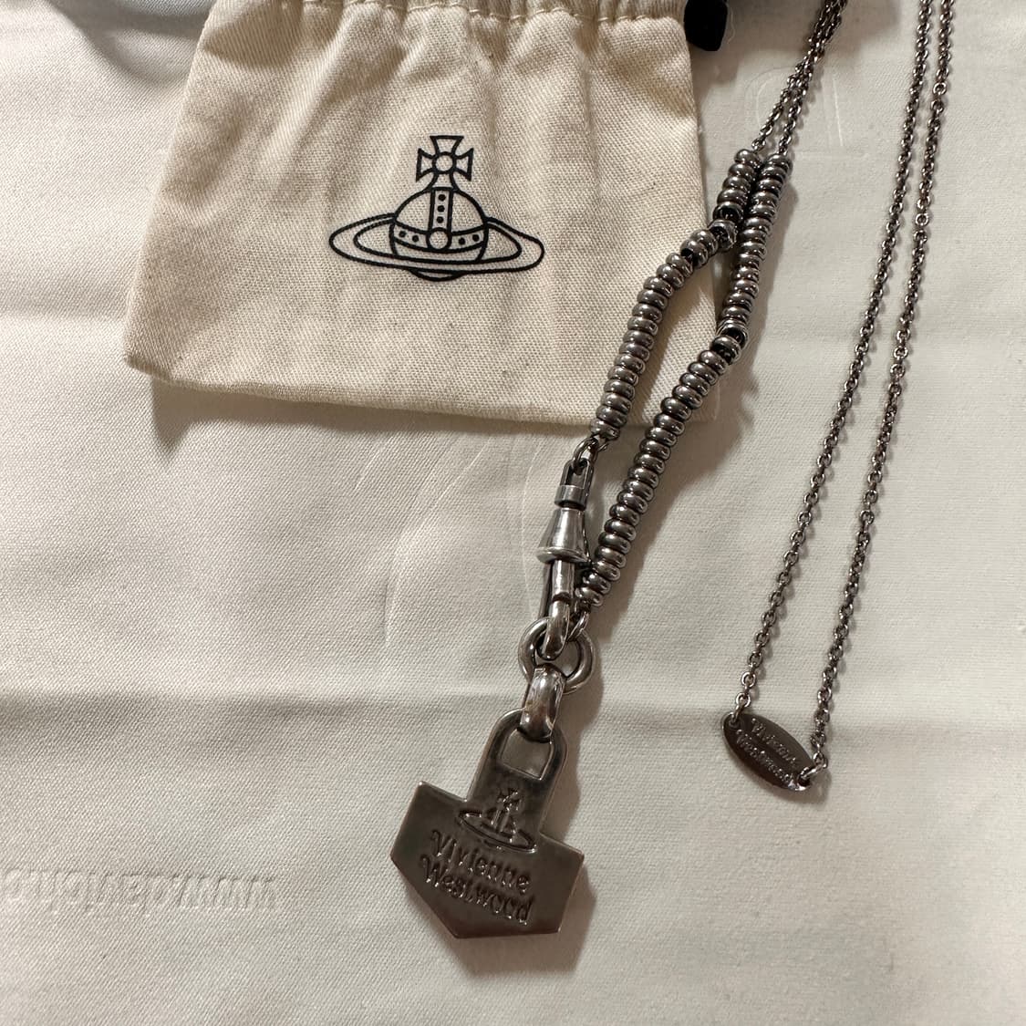 Vivienne Westwood Black Stone Necklace 상품이미지3