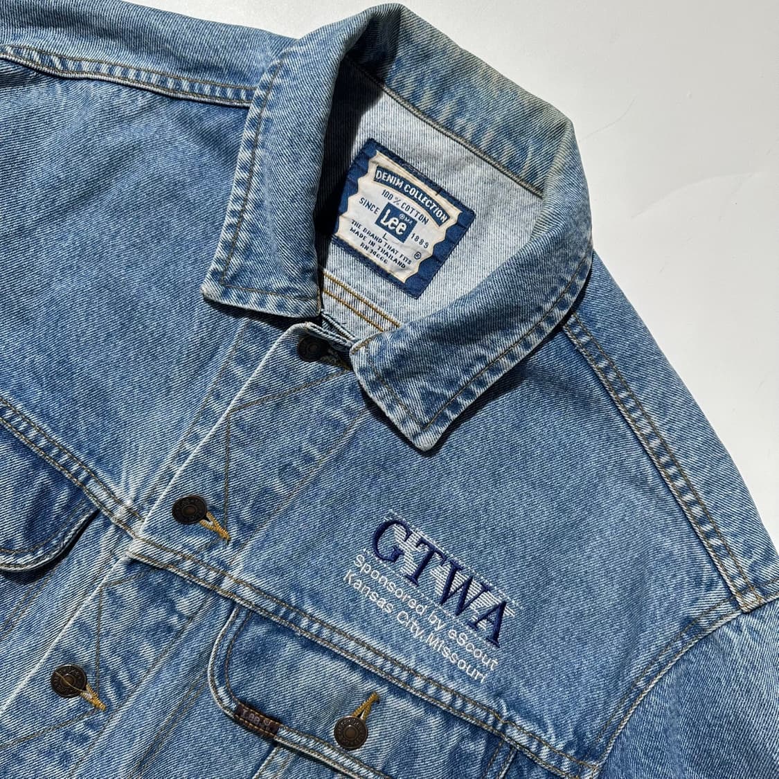 Lee 리 90‘s 데님 트러커 자켓 상품이미지4