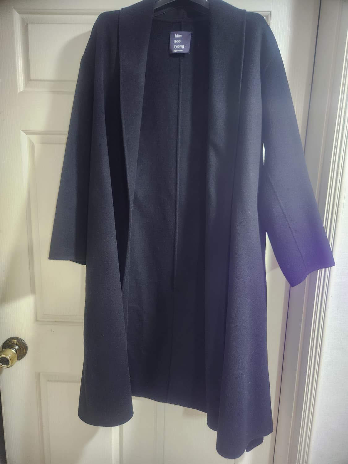 김서룡 시그니처 블랙 롱 코트 상품이미지1