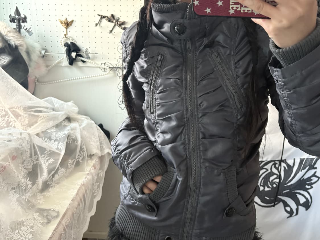 • Shirring High-Neck Light Padded Jacket 상품이미지3