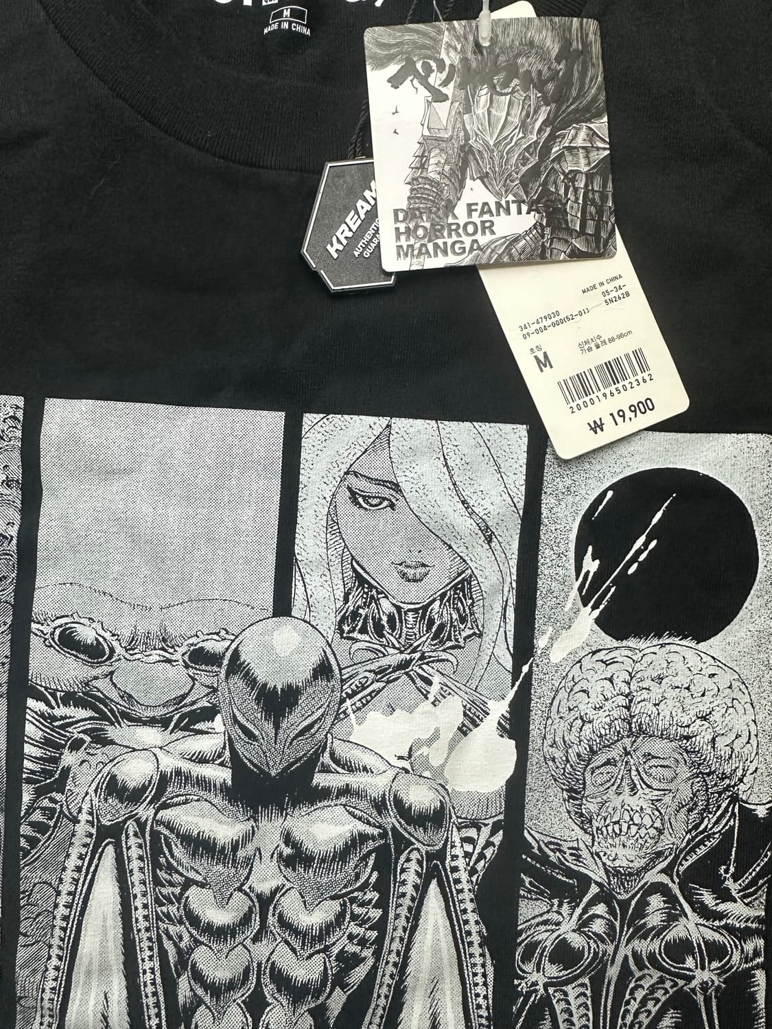 유니클로 UT x 베르세르크 망가 큐레이션 그래픽 티셔츠 B 블랙 상품이미지3