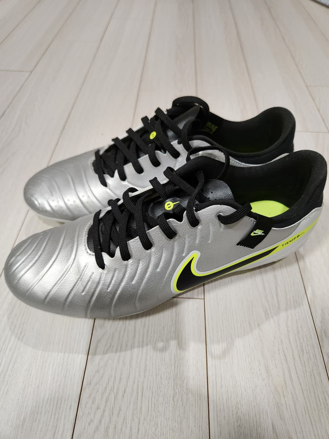 (새상품)나이키 티엠포 레전드10 아카데미 FG MG 축구화 사이즈270 상품이미지1