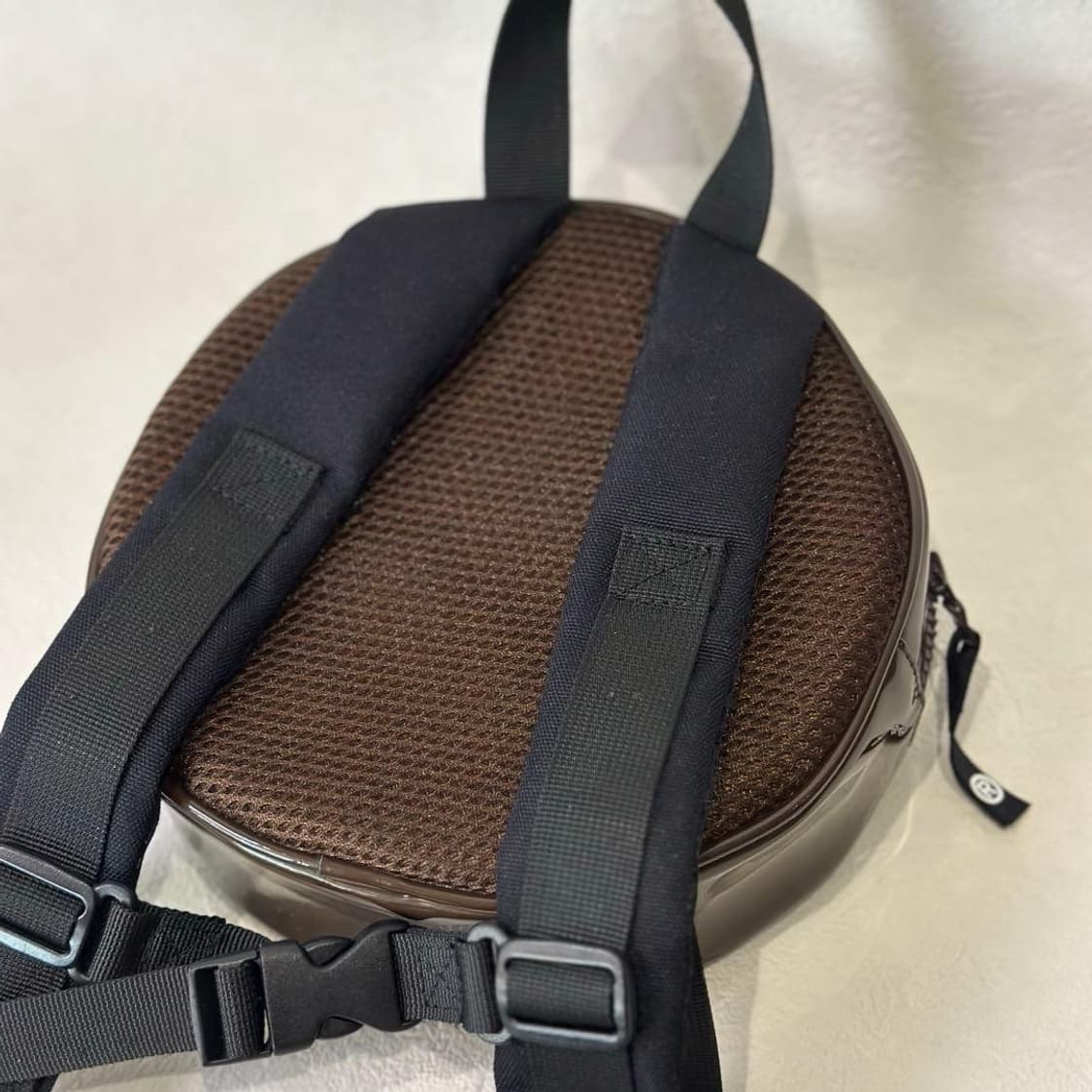 베이프 베이비 마일로 에나멜 백팩 상품이미지5