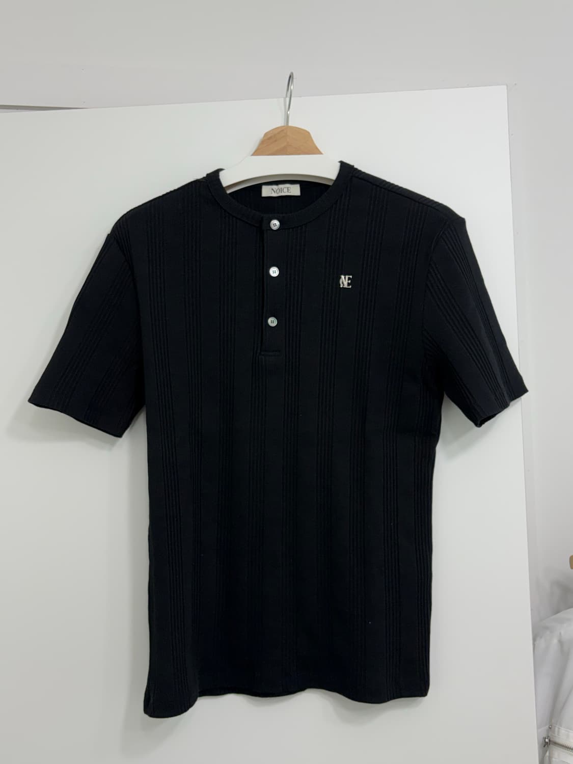 노이스 헨리넥 블랙 상품이미지1