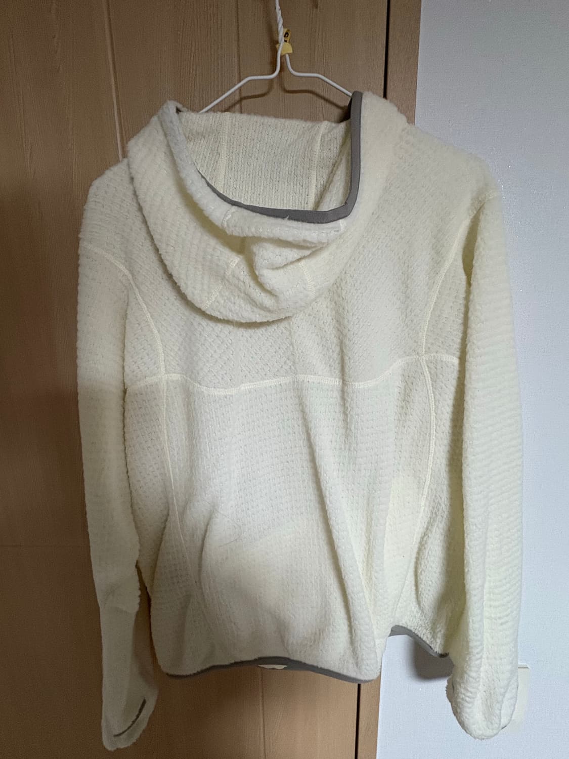 Polartec Alpha Hoodie Ivory 상품이미지3