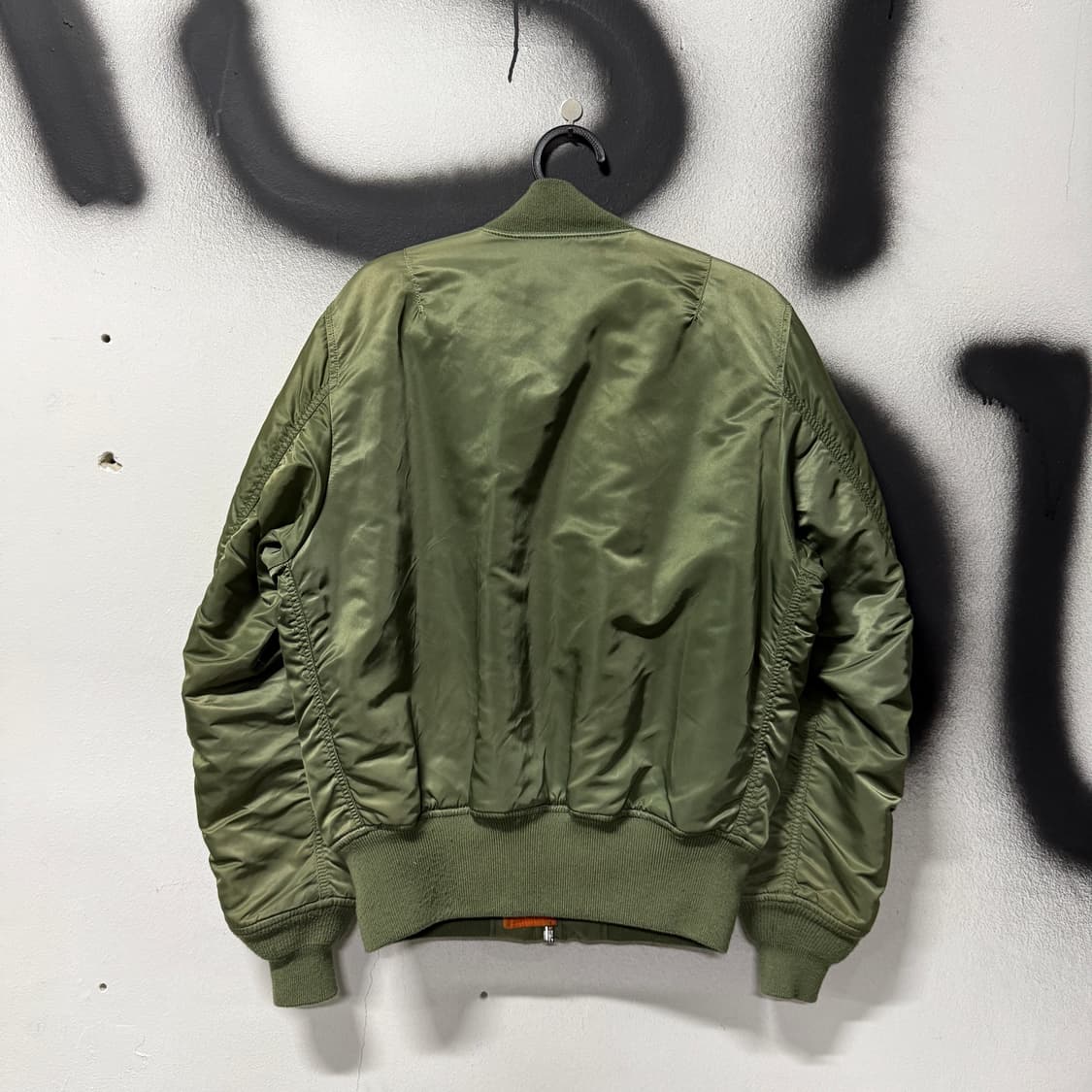 알파인더스트리 USA 리버시블 Ma-1 플라이트 봄버 자켓 상품이미지2