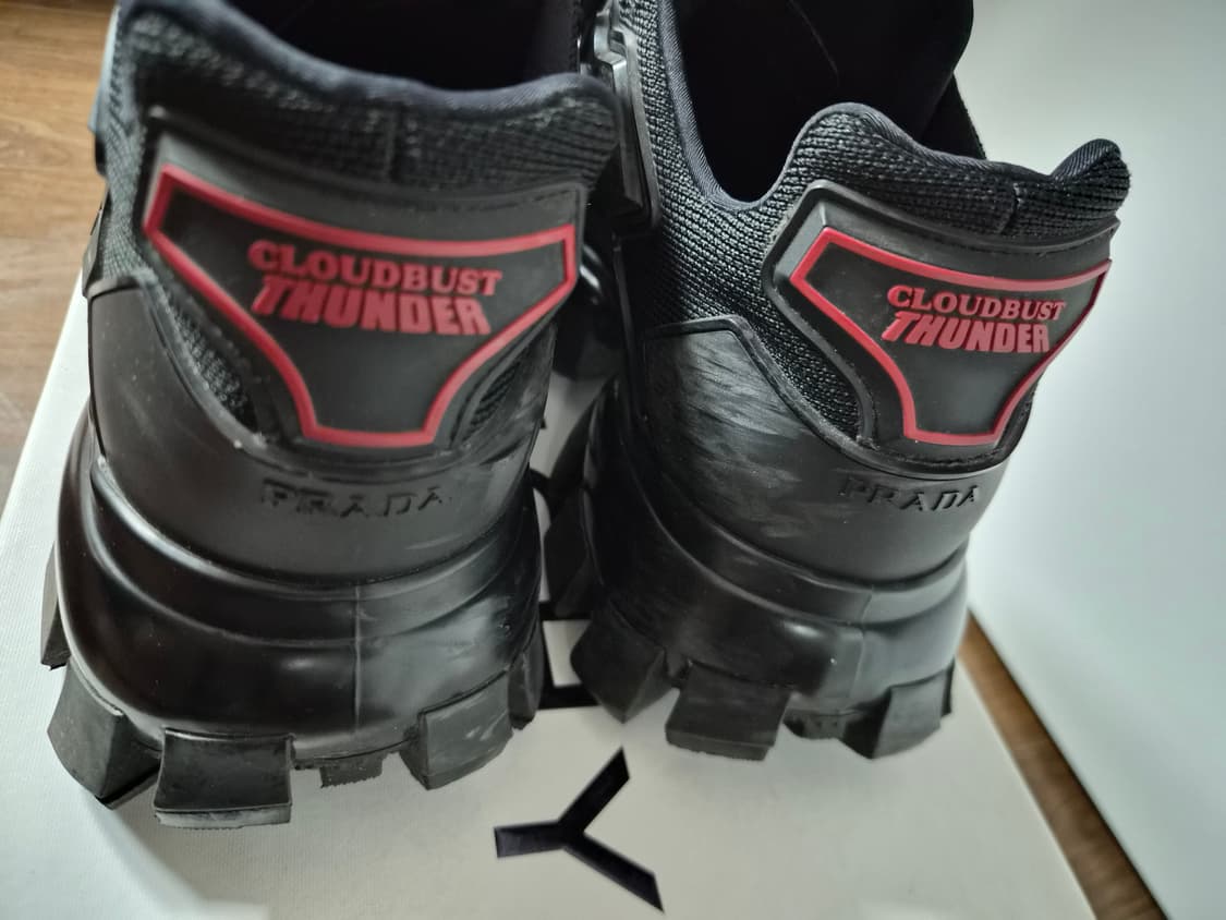 프라다 썬더 스니커즈 팝니다 구찌 보테가 루이비통 상품이미지2