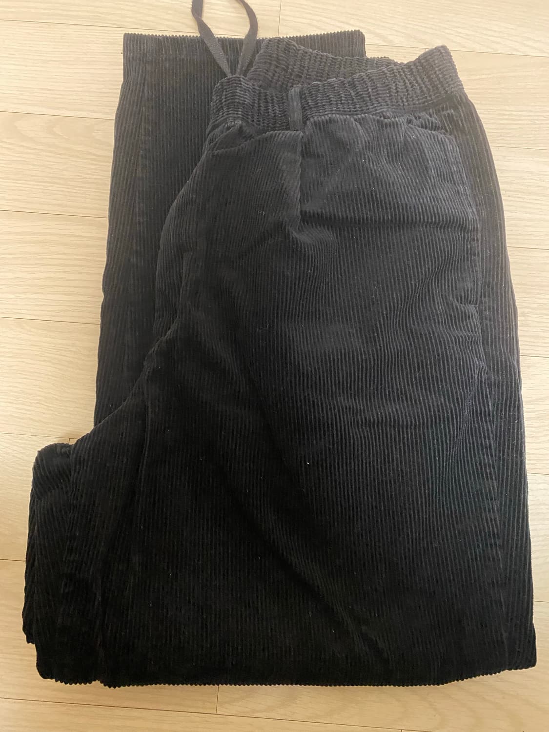 유니클로 GU 코듀로이 캐롯팬츠 블랙 L사이즈 상품이미지1