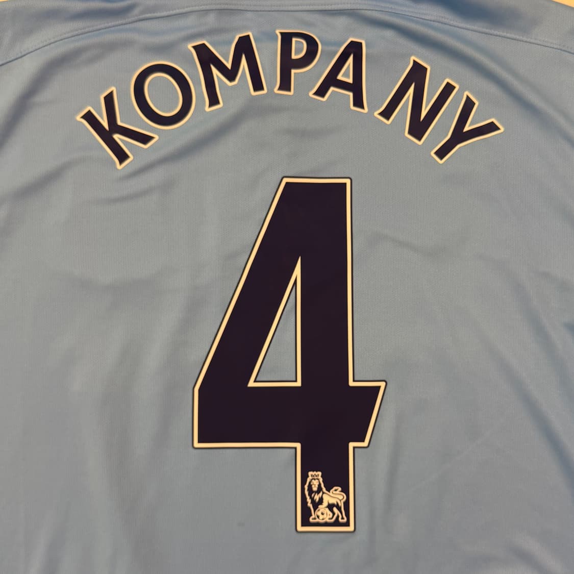 15-16 맨시티 홈 콤파니 유니폼 상품이미지2