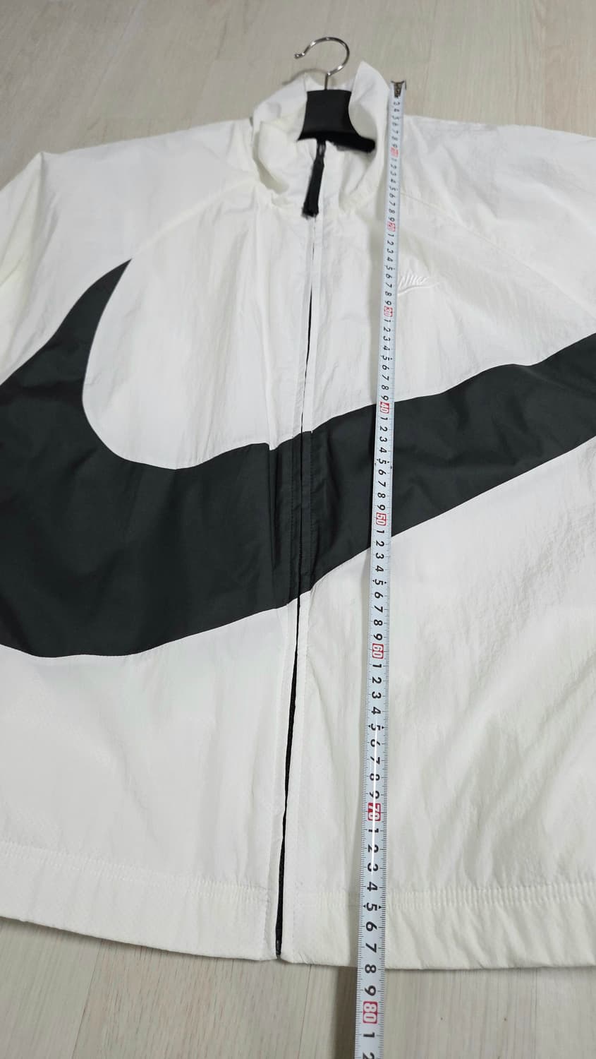 (착샷) 나이키 빅스우시 바람막이 우븐 자켓  상품이미지9