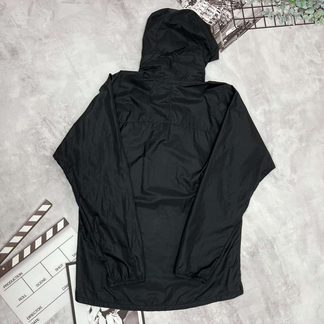 파타고니아 로고 바람막이 자켓 블랙 상품이미지6