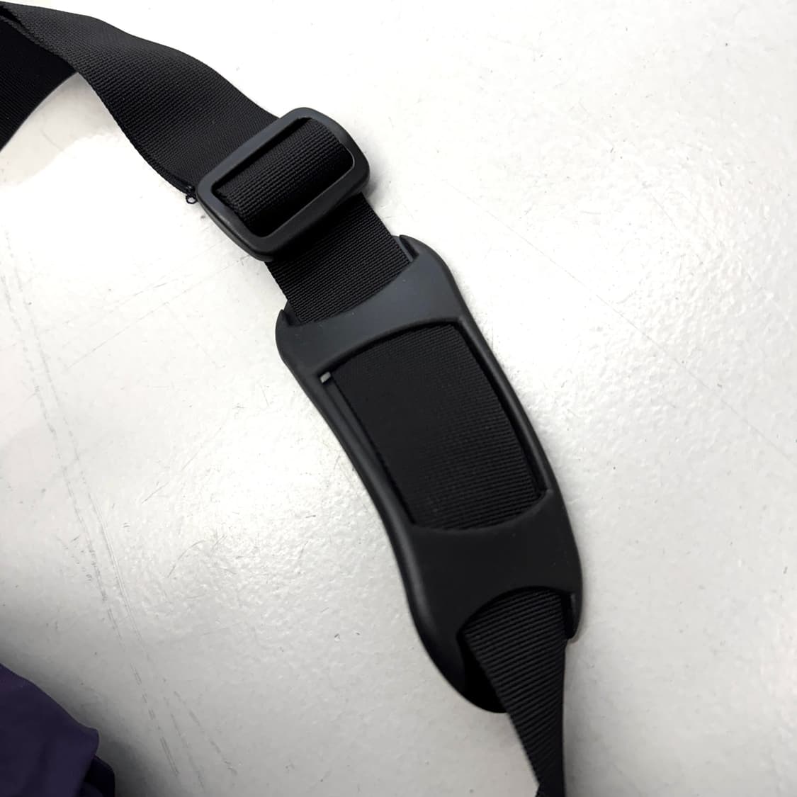 노스페이스 퍼플 크로스백 상품이미지5