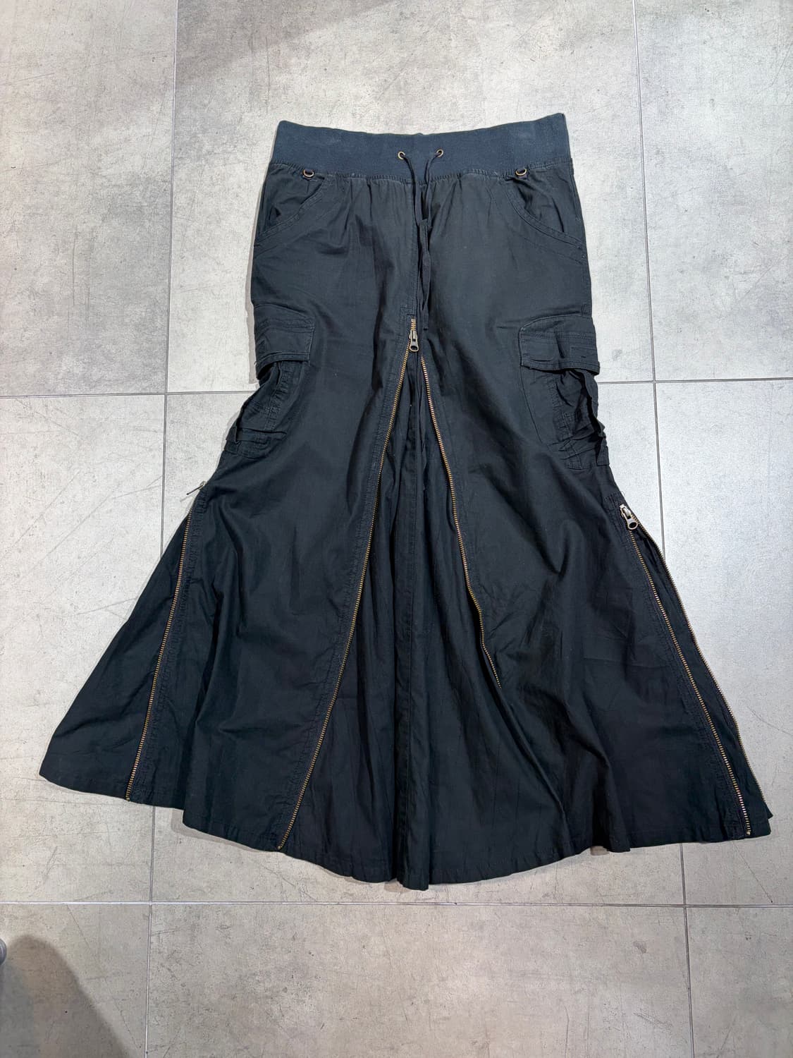 고아맛 goa 지퍼 디테일 카고 스커트 상품이미지2