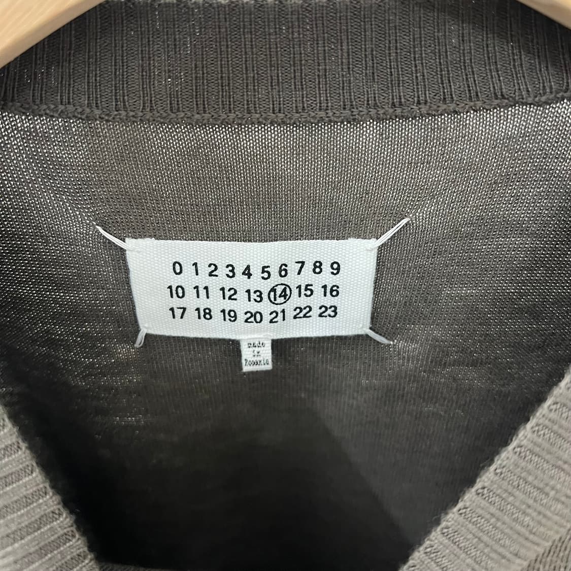 [s] 마르지엘라 엘보 패치 니트 상품이미지2