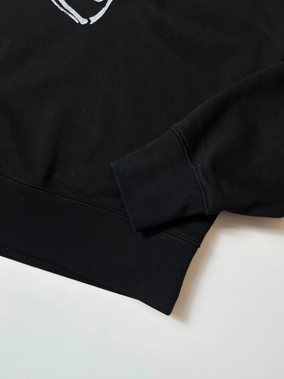 비바스튜디오 레스트 스컬 크루넥 맨투맨 PN8744 상품이미지4