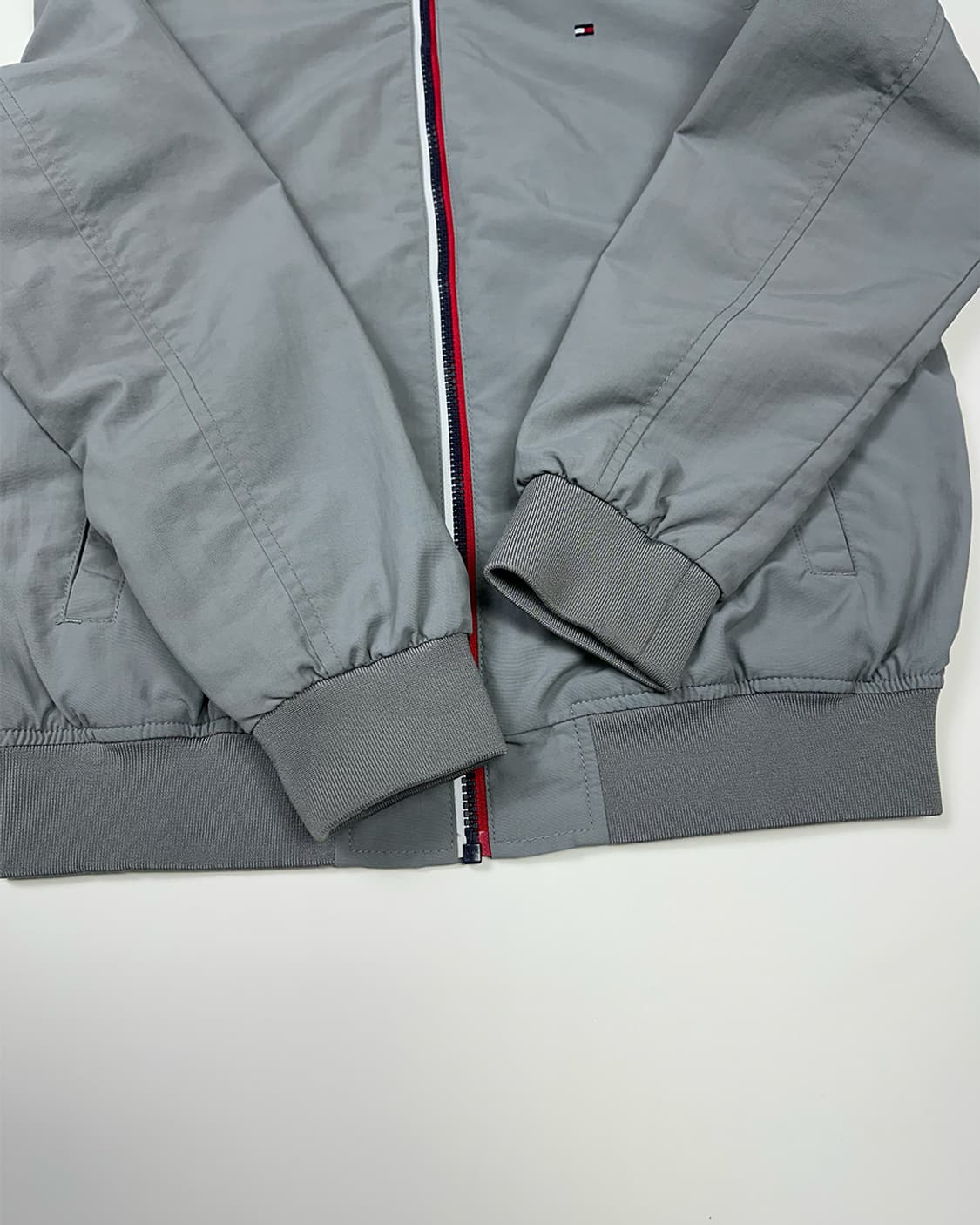타미힐피거 바람막이 그레이 상품이미지3