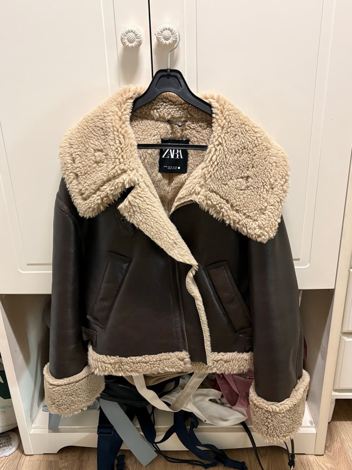 자라 퍼무스탕 자켓 상품이미지1