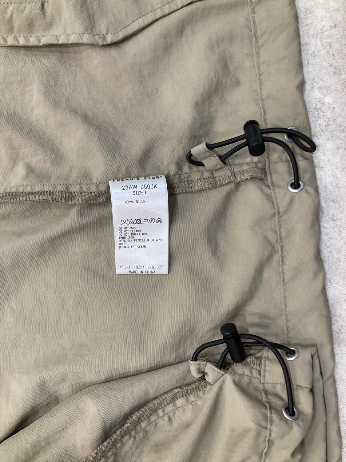 FREAKS STORE 프릭스 스토어 바람막이 상품이미지6