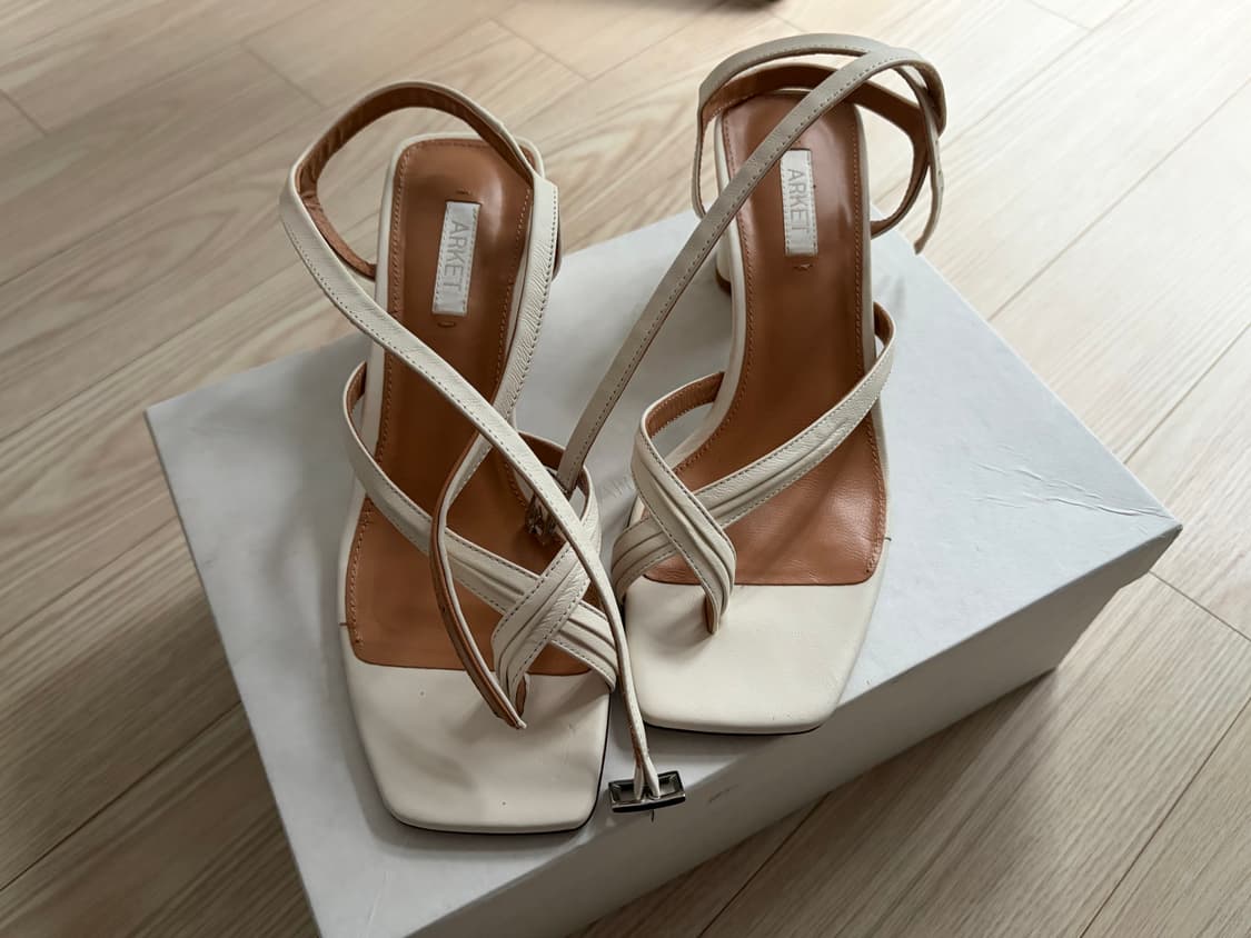 Arket mid heel sandals 아르켓미드힐 샌들 36size 상품이미지1