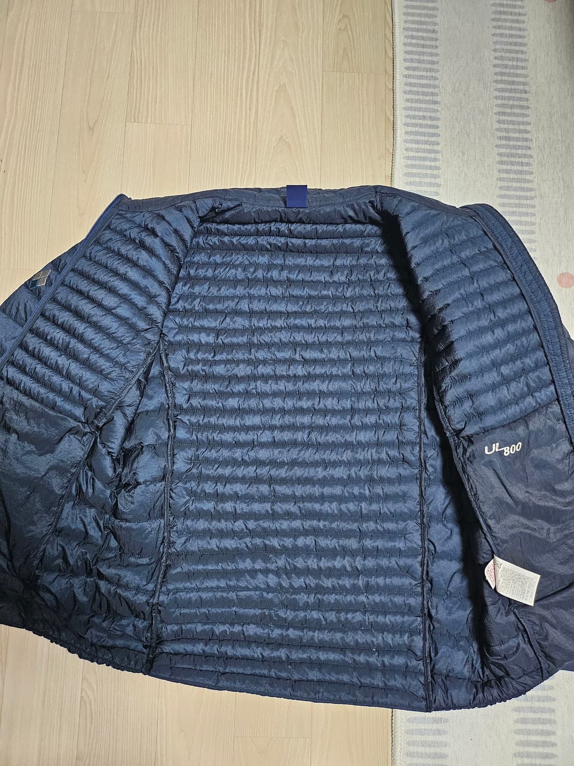 몽벨 ul800 여성경량패딩 상품이미지4