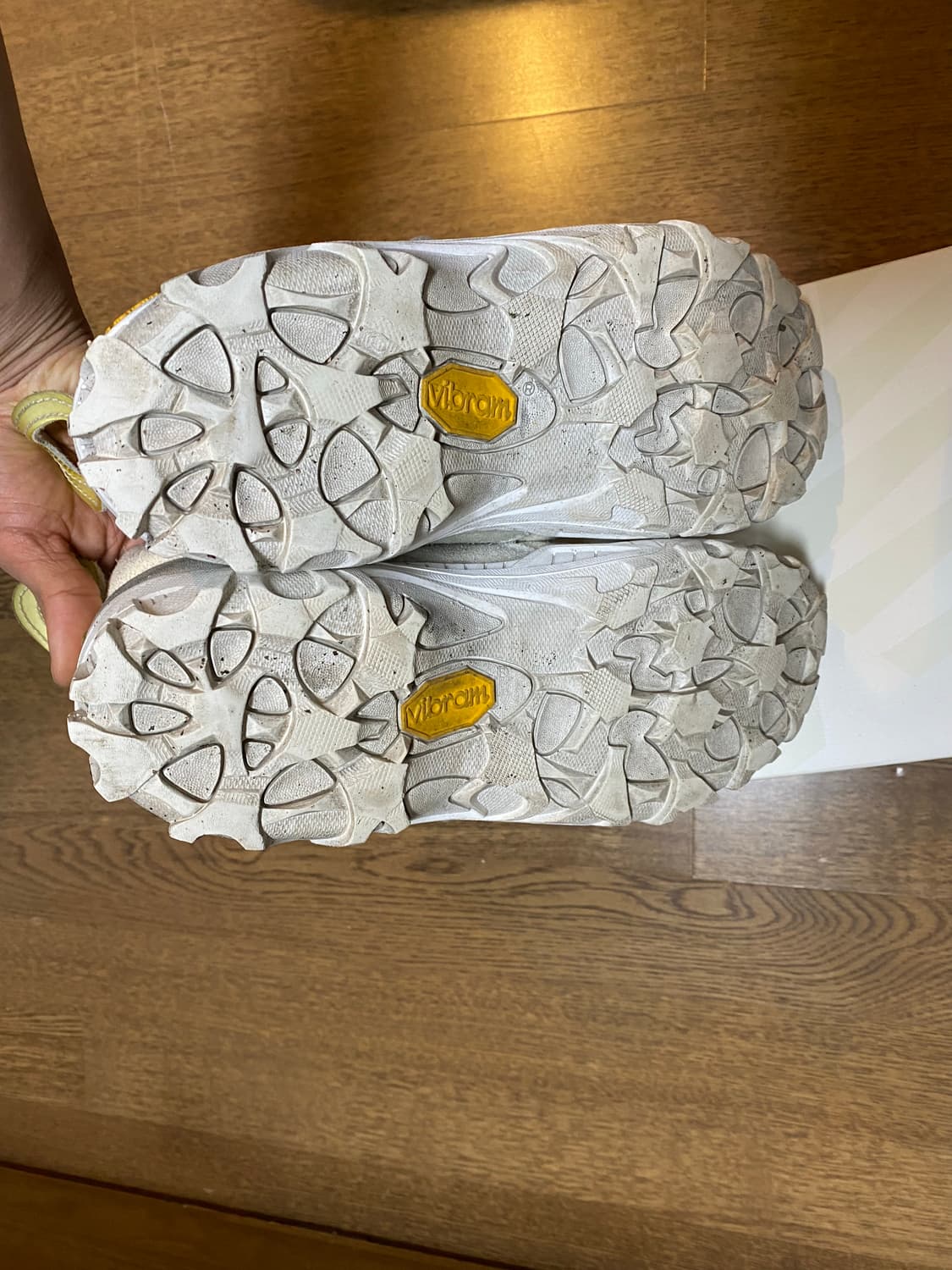 아워레가시 가베 쉐도우 플레이 화이트 42 상품이미지5