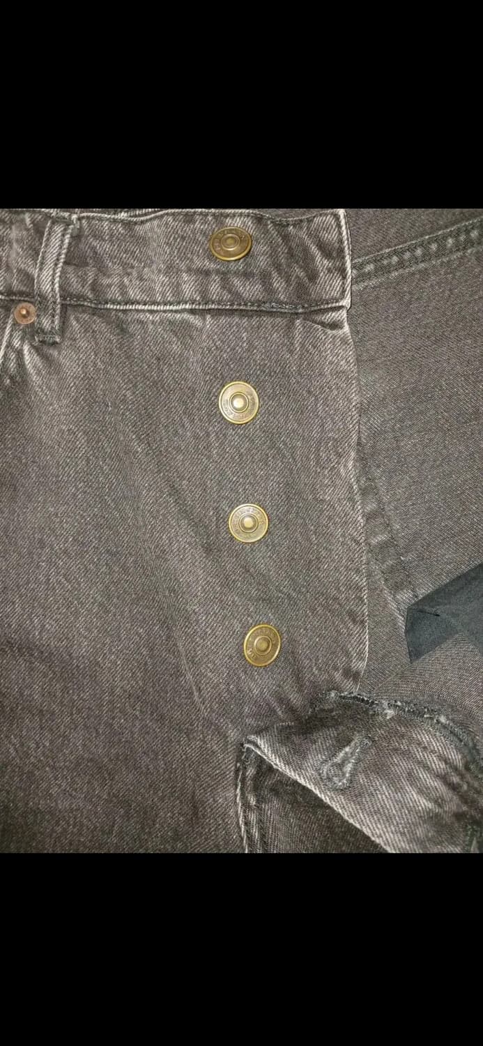 BALENCIAGA WASHED BLACK DENIM SHORTS 상품이미지5