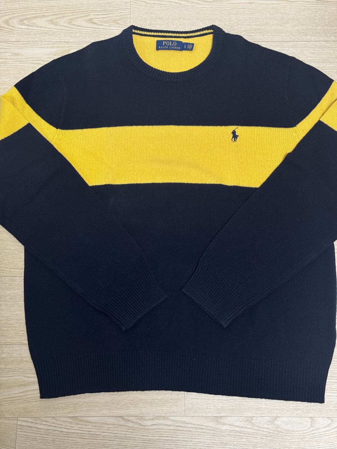 폴로 배색 니트 상품이미지2