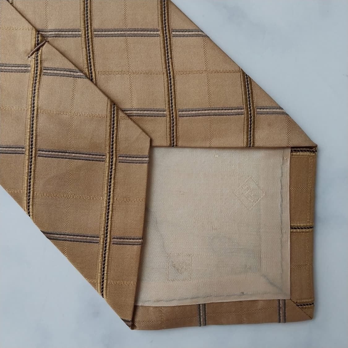 발망 실크 골드 체크 패턴 넥타이 9.6cm A+등급 K1104
 상품이미지10