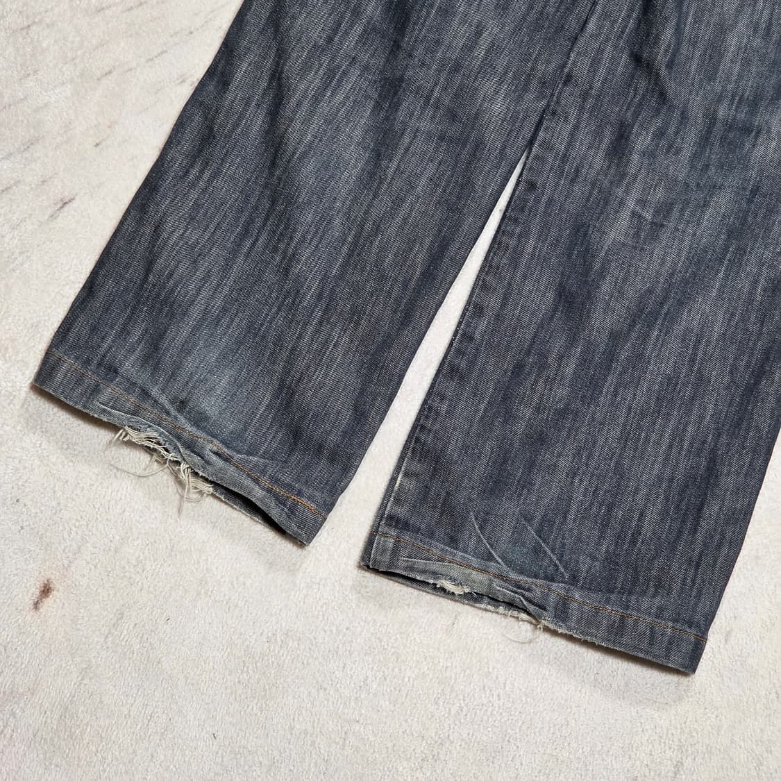 후부 빅로고 그레이 워싱 데님팬츠 상품이미지6