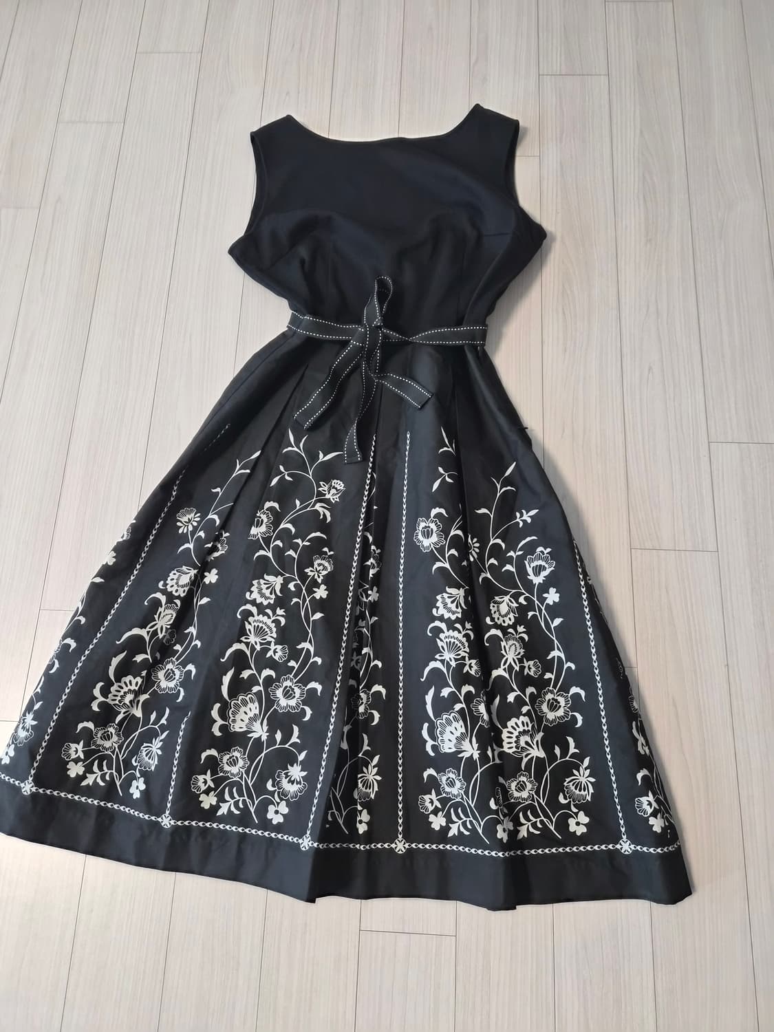 A-proudly  꽃무늬플레어 원피스 상품이미지2