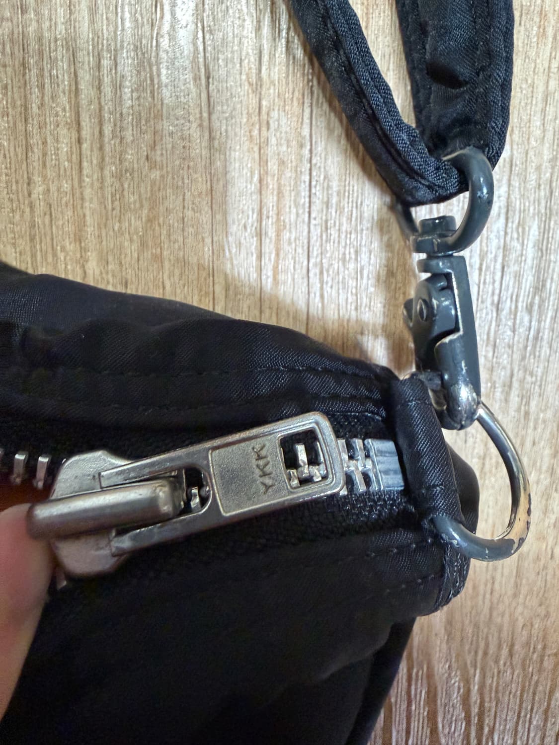 PORTER 요시다 포터 반달 숄더백 블랙 상품이미지5