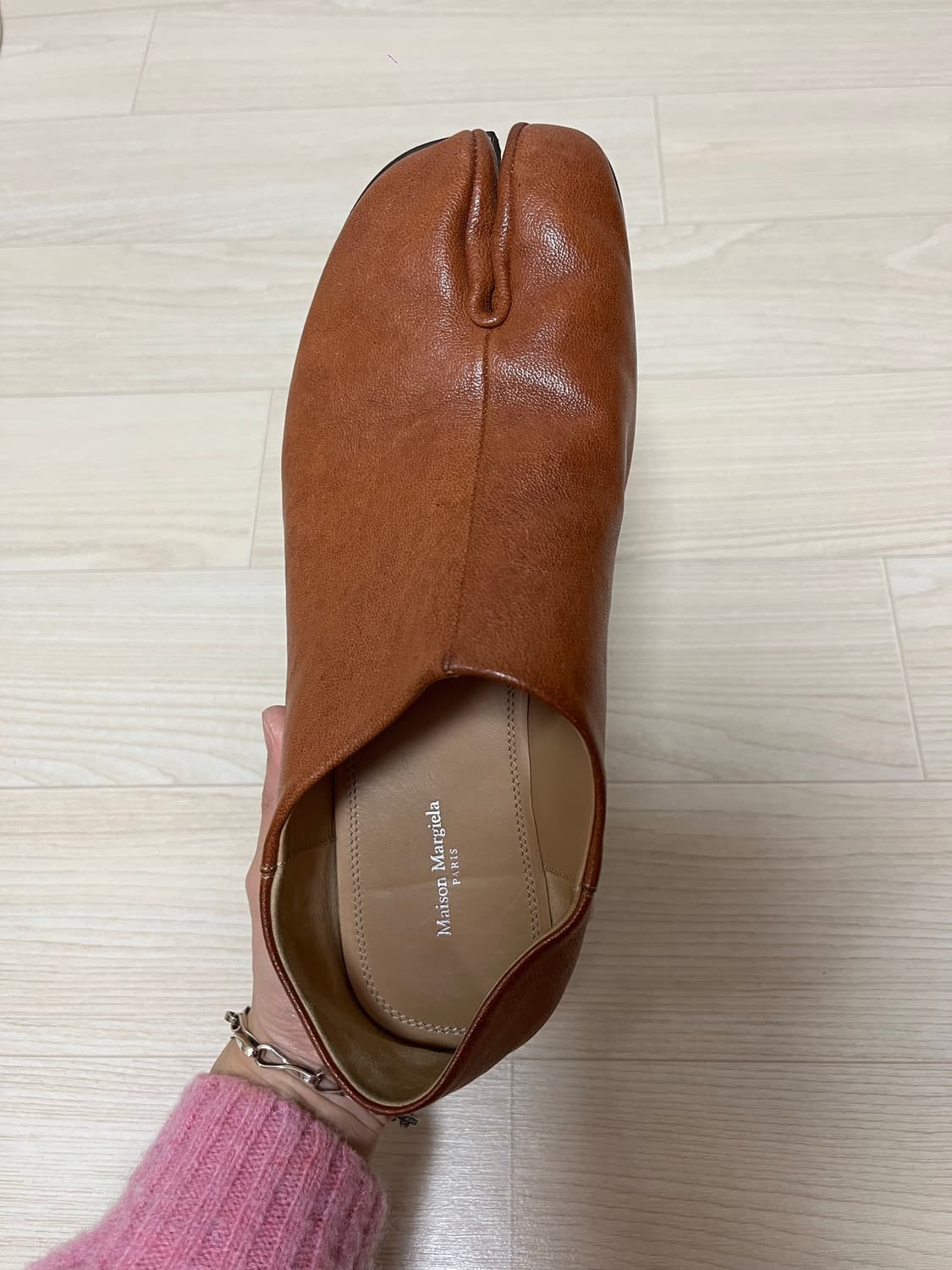 [메종마르지엘라] 타비 슬립온 로퍼 [브라운]_ 40size 상품이미지4