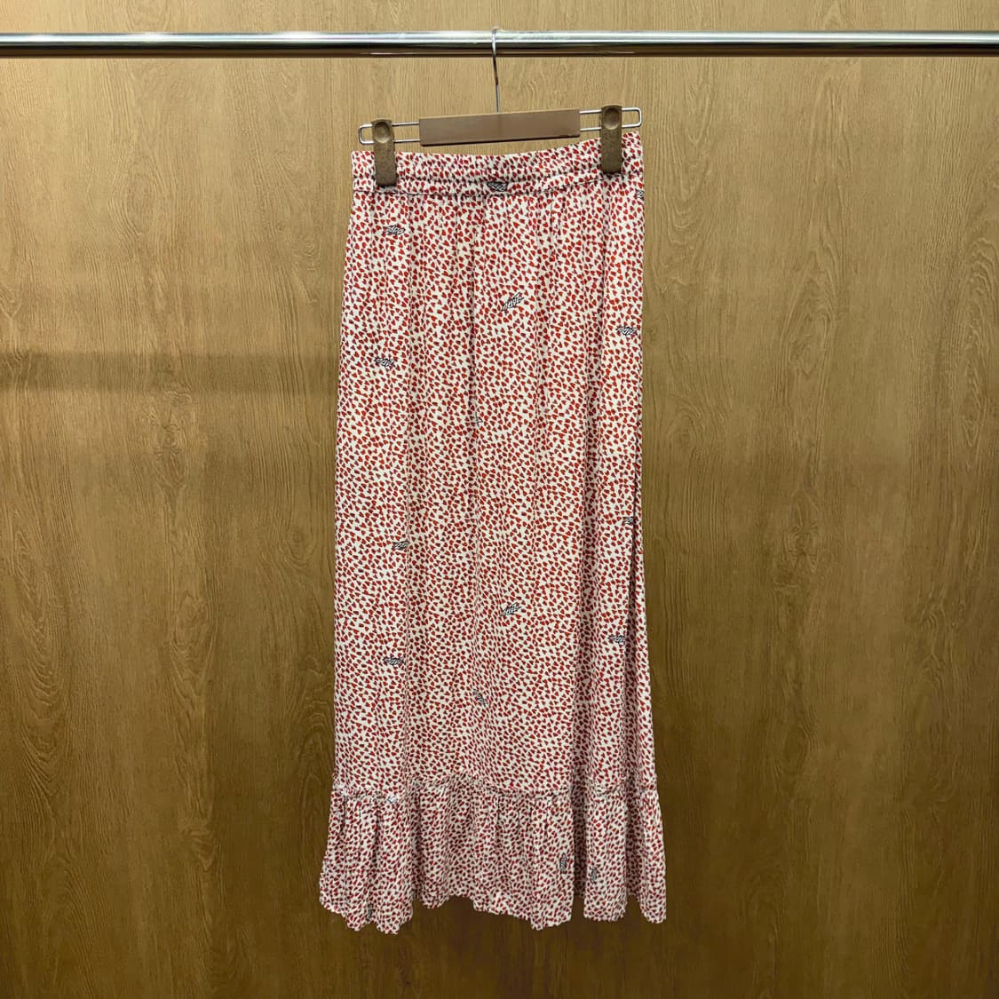 쟈딕 앤 볼테르 밴딩 롱 스커트 레드 하트 프린팅 디테일 아이보리 상품이미지3