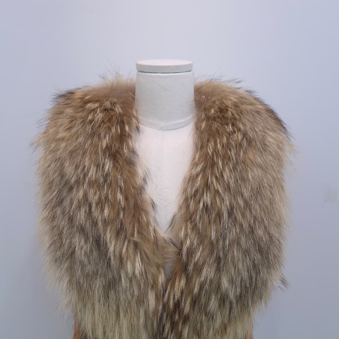 천연 라쿤 퍼카라 포인트 여성 조끼 베스트 상품이미지2