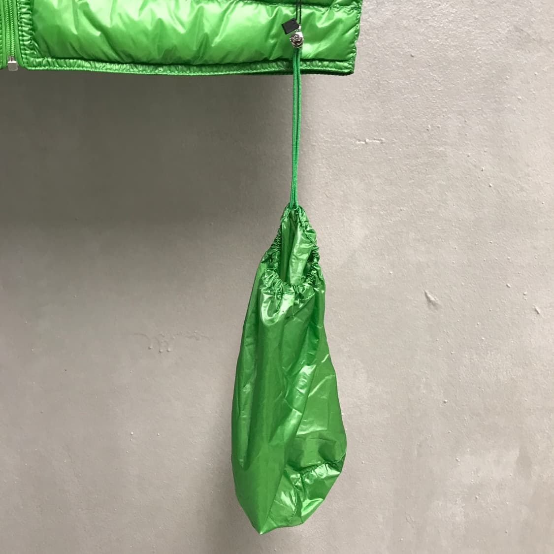 몽클레어 패딩 조끼 그린 12(W) 상품이미지3