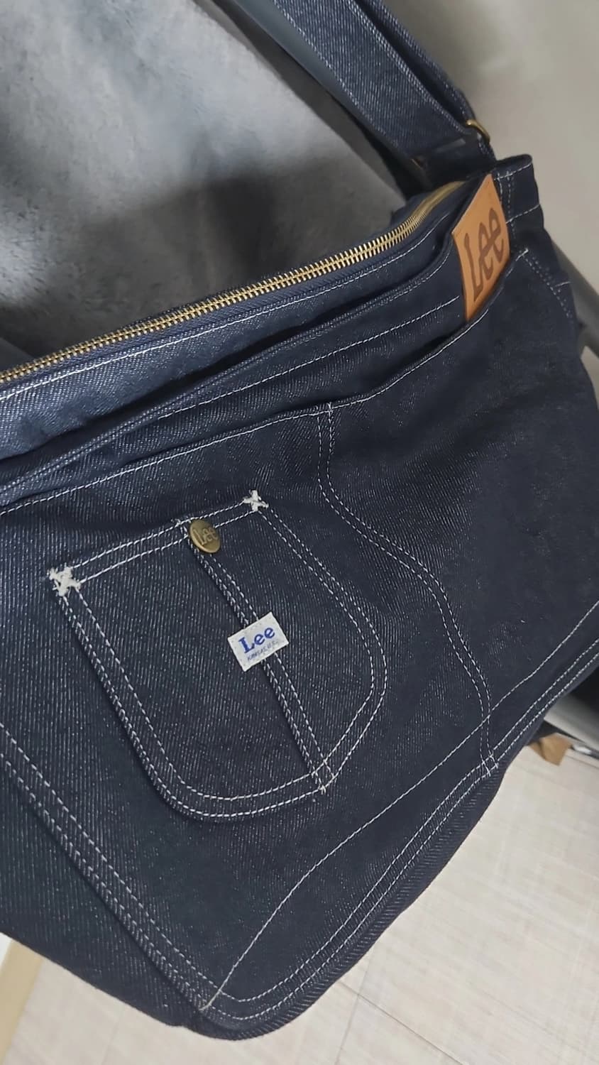 [Lee] 데님 크로스백 상품이미지1