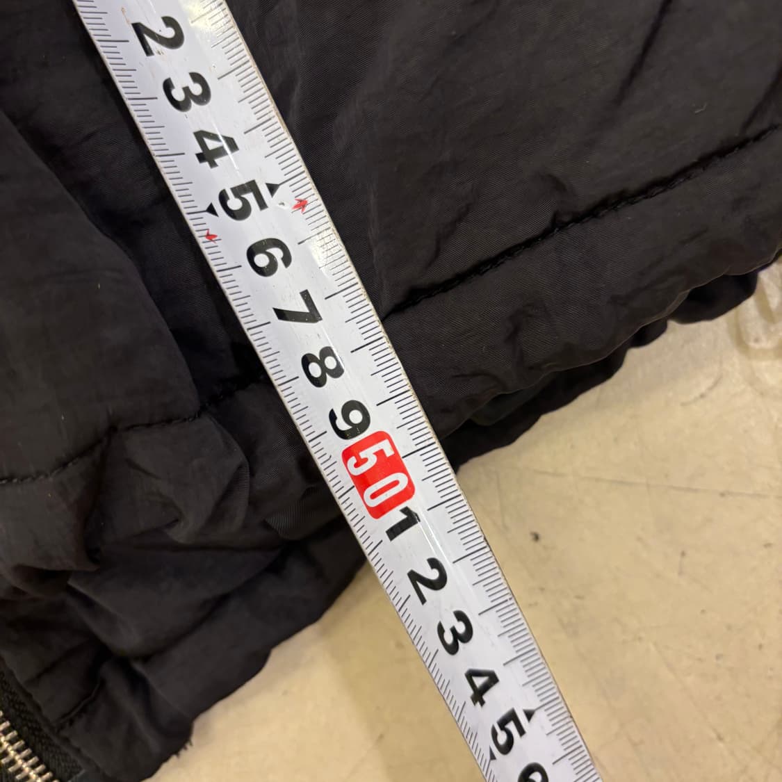 인사일런스 누빔 크롭 스트링 자켓 상품이미지4